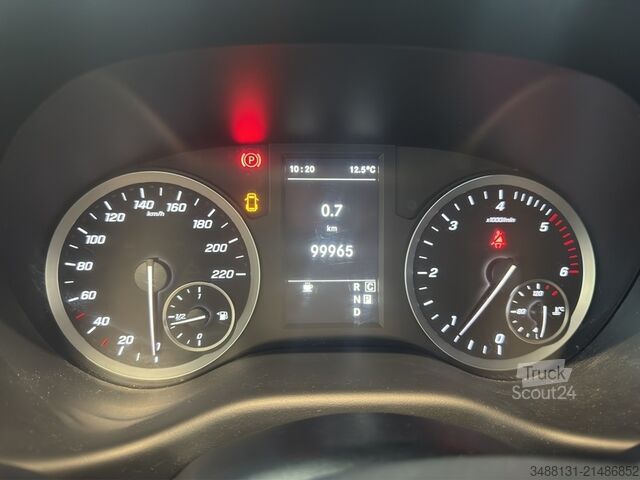 Panelová dodávka Mercedes-Benz VITO 114 MIXTO AHK AUT Facelift Kam. KeyLess LM