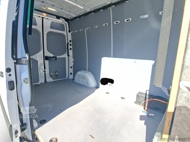 Panelová dodávka Mercedes-Benz SPRINTER 314 L2H2 KLIMA AHK KAMERA STDHZG