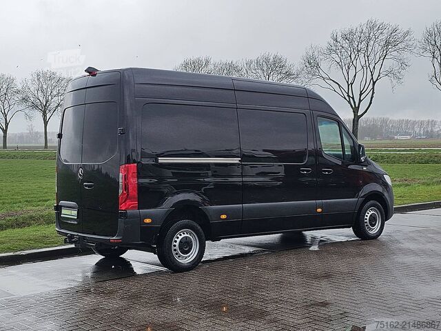 Kombi s vysokou strechou MERCEDES-BENZ SPRINTER 314 L2H2 Mbux Automaat!