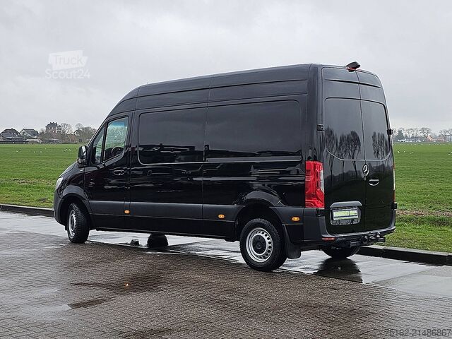 Kombi s vysokou strechou MERCEDES-BENZ SPRINTER 314 L2H2 Mbux Automaat!