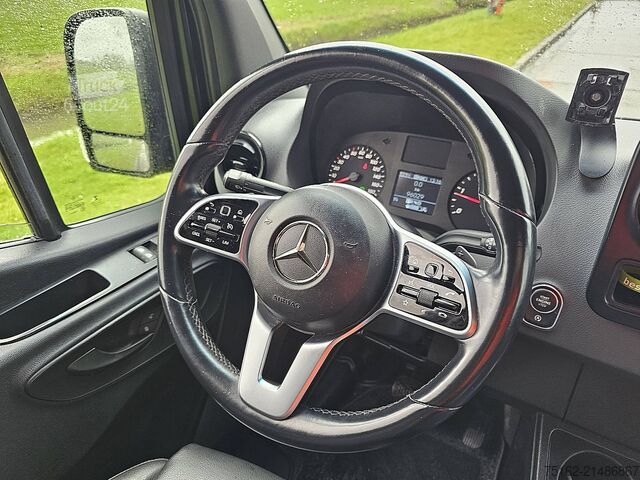 Kombi s vysokou strechou MERCEDES-BENZ SPRINTER 314 L2H2 Mbux Automaat!