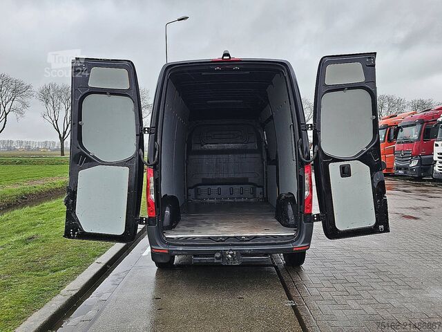Kombi s vysokou strechou MERCEDES-BENZ SPRINTER 314 L2H2 Mbux Automaat!