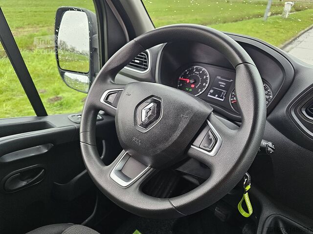 Kombi s vysokou strechou RENAULT MASTER 2.3 L3H2 Airco Euro6!