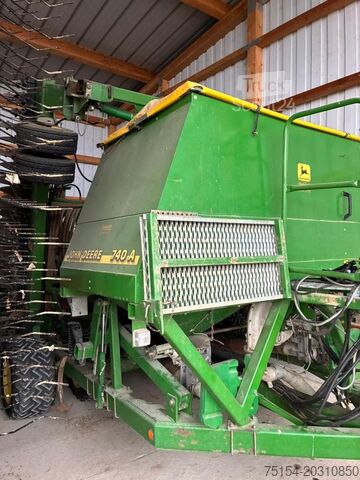 Sämaschine John Deere 740 A