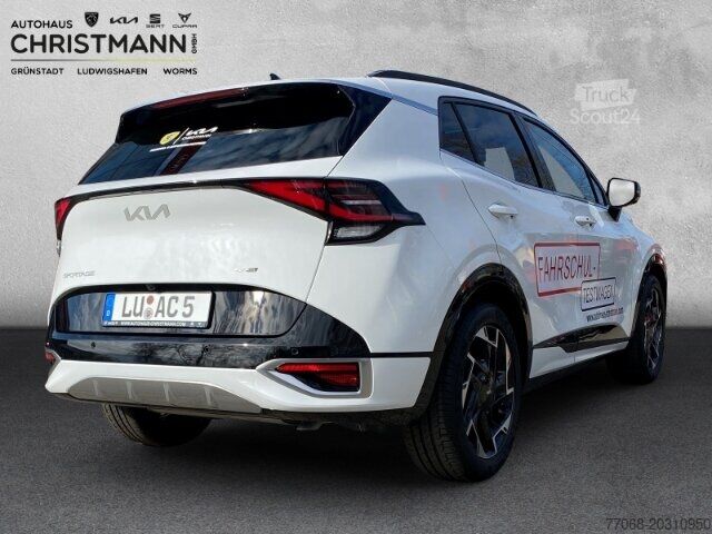 Speciális rendeltetésű teherautó Kia Sportage GT-Line 4WD 1.6 T-GDI Mild-Hybrid EU6e *FAHRSCHULUMBAU* *360°KAMERA*