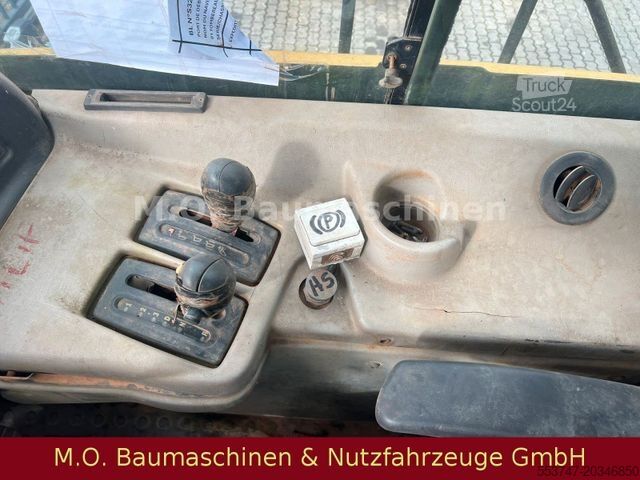 Andra CATERPILLAR CAT 730 / Dumper /