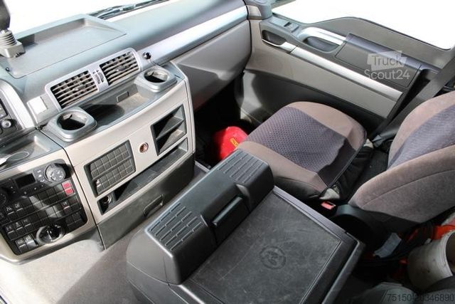 Gru montata su autocarro MAN 26.420 6x2 KRAN PALFINGER PK18502 FUNK Nr: 439