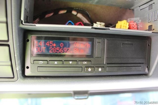 Gru montata su autocarro MAN 26.420 6x2 KRAN PALFINGER PK18502 FUNK Nr: 439
