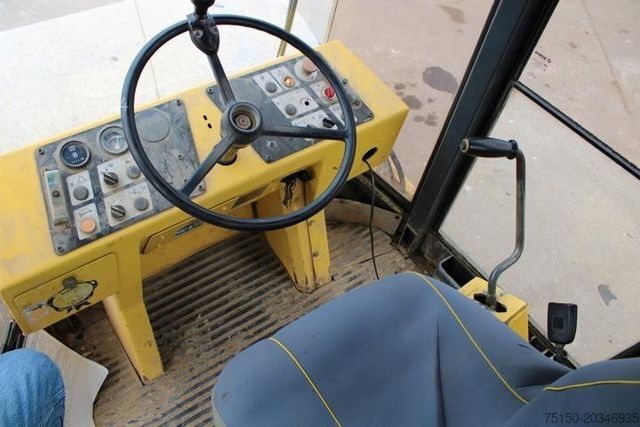 Single drum roller BOMAG BW 213 D-2 - Nr.: 925