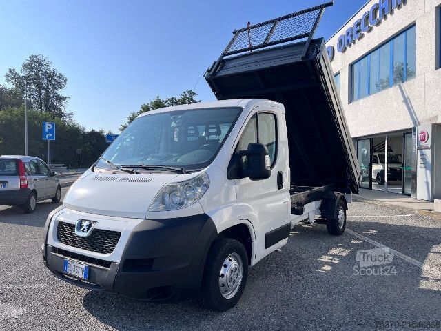 Tre-sidet tipbil Peugeot BOXER