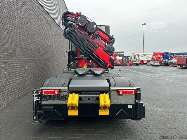 Vinç kamyonu Mercedes-Benz Actros 2553 6X2 TREKKER +HMF 4020 K6 +FJ 600 K4...