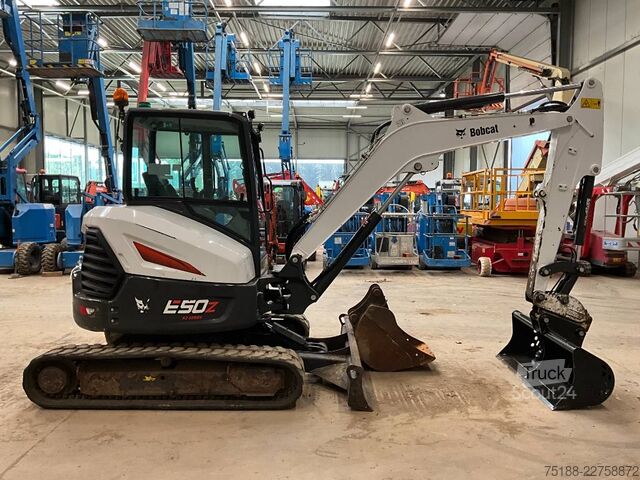 Mini-pelle Bobcat E 50z