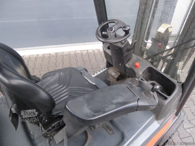 Čelní vysokozdvižný vozík Linde E20L-02