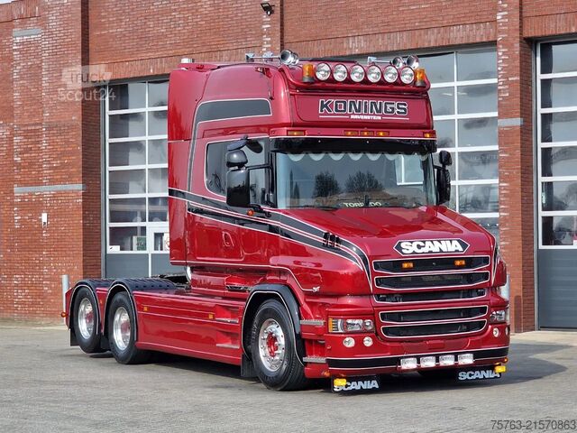 Scania T730 V8 Longline 6x2 - Showtruck - Aangepaste binnen- en buitenkant - Nieuwe lak - Nieuw inte Scania T730 V8 Longline 6x2 - Show truck - Custom in- ...