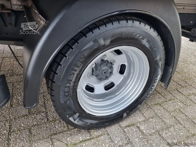 Koffer Iveco Daily 35C18 3.0D Koffer LBW 21m3 Hi-Matic Euro 6