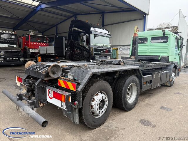 Hakenarmsystem MAN 26.403 6x2 met Stuuras, Handgeschakeld