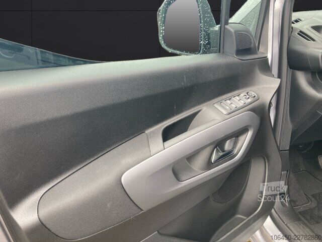 Kleinbus Citroën Berlingo XL 130 MAX BAR +180°Kamera+NAV+ACC+SHZ+