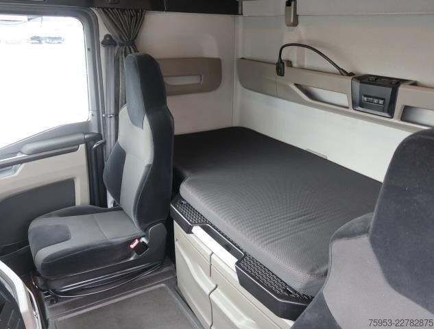Standarta vilcējs MAN 18.510 BLS TGX Intarder GX Kabine Standklima