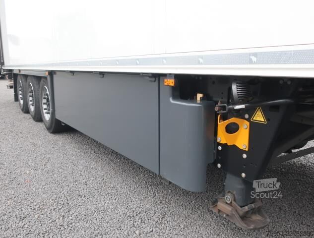 Рефрижераторный полуприцеп Schmitz Cargobull SKO 24 Doppelstock Ladebordwand Lift Vector HE19