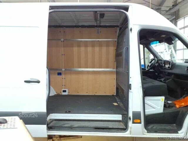 Furgão Mercedes-Benz Sprinter 317 CDI,L2H2,Automatik,Kamera,Navi