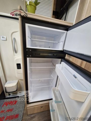 Integrirani avtodom SUNLIGHT I 69 L *Queens-Bett*SAT*Solar*Lithium*1 .Hand*