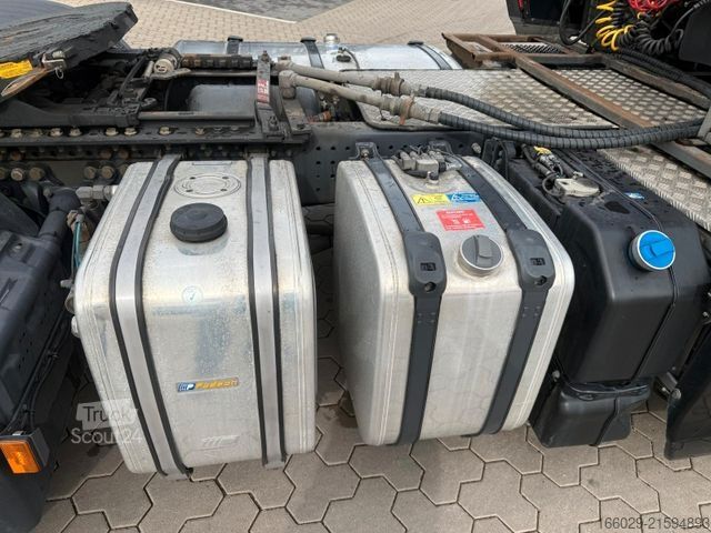 Standard nyergesvontató SCANIA S 580 V8 Twistlocks Schausteller