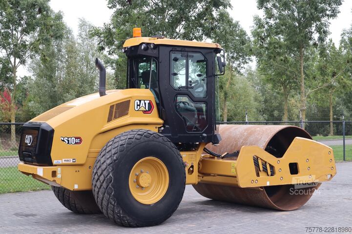 Vibrirajući valjak Caterpillar CS10 GC | LOW HOURS | AIRCO | GOOD CONDITION