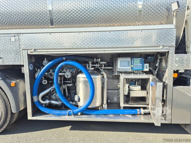 Tanker truck MAN TGS 26.500 6x2