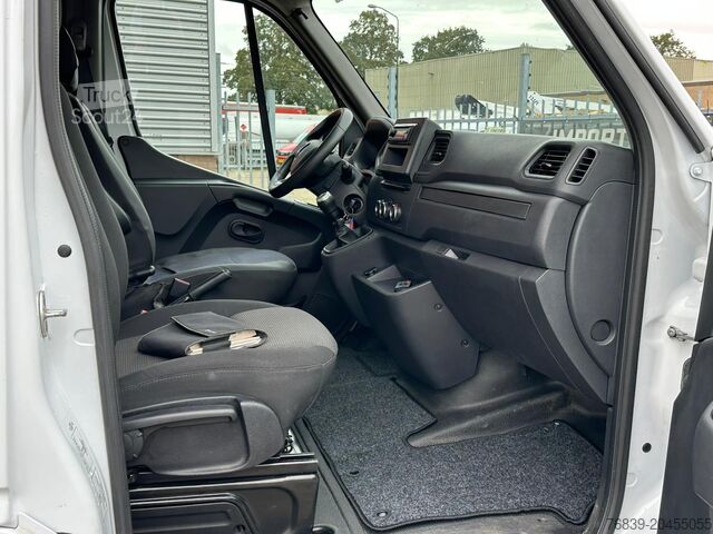 Lyftplattform Renault Master Hybrid PTO on Engine also Electric