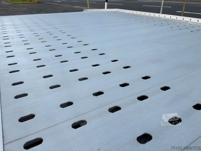 Autovedēja piekabe BLYSS Fahrzeugtransporter 550x220cm Anhänger 3500kg gG