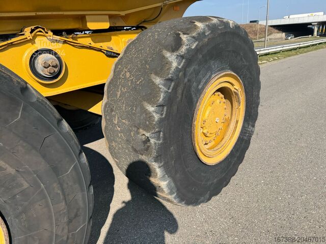 Sklápěč Caterpillar 735C - Rebuild transmission