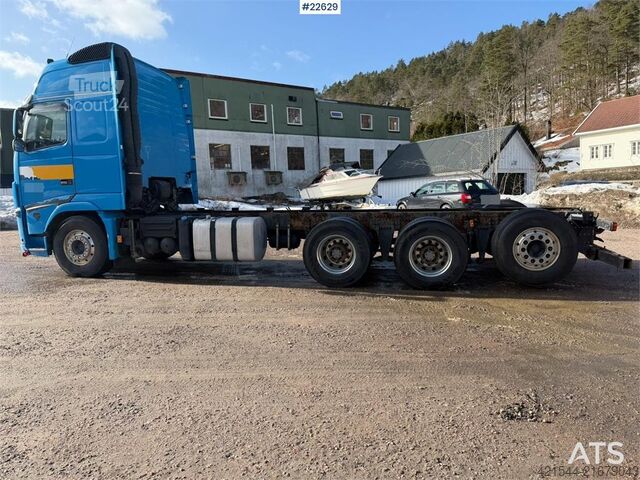 Șasiu cu cabină Volvo FH16 8x4 tridem chassis repair object