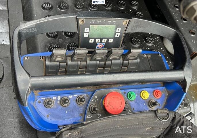 Ciężarówka z dźwigiem Volvo FM450 Crane Truck w/ 21 t/m HMF crane and Lift. 19