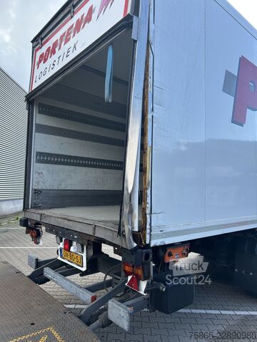βαλίτσα Krone Cool Liner / IsoBox - Damage - Schaden / Loadli...