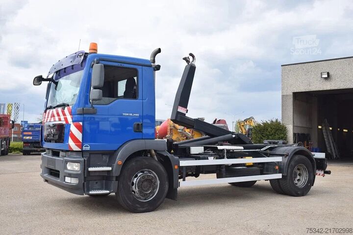 Système de bras à crochet MAN TGM 18.290