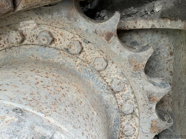 Lánctalpas kotrógép New Holland Kobelco E215