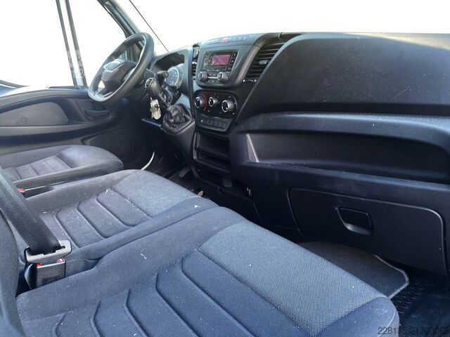 Minibus IVECO Daily V - Daily 35 C14H D 3750 d.cab. HD