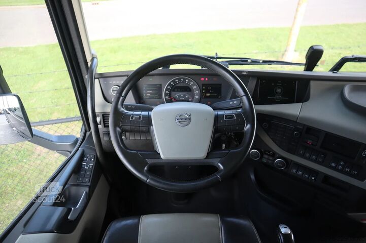 Padrão-SZM Volvo FH 540 | 6X2 | ADR | RETARDER | EURO 6