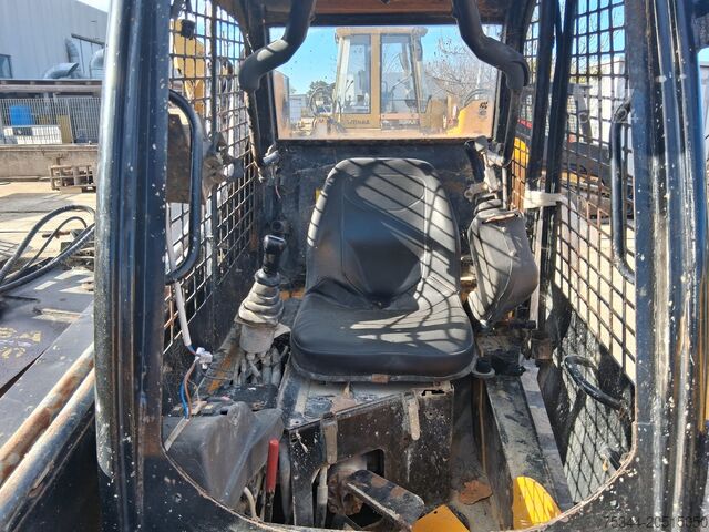 Mini goseničar JCB Robot T190