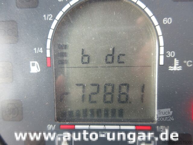 Sweeper Nilfisk CR3500 Geräteträger Kommunalfahrzeug 4x4