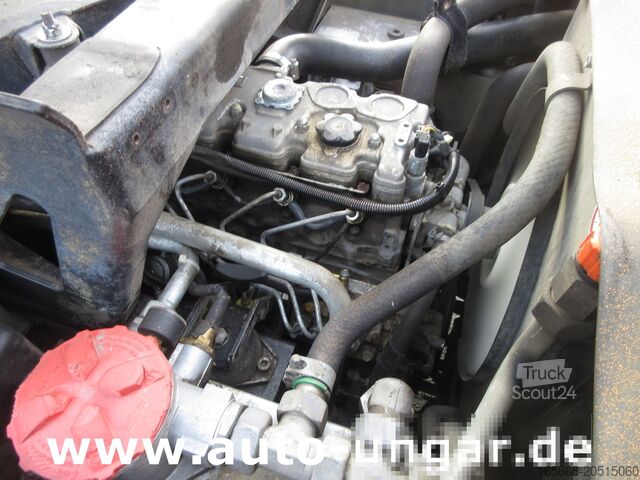 Sweeper Nilfisk CR3500 Geräteträger Kommunalfahrzeug 4x4