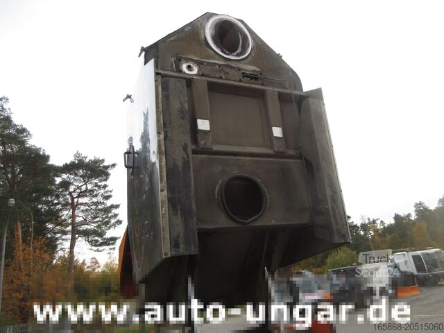 Sweeper Nilfisk CR3500 Geräteträger Kommunalfahrzeug 4x4