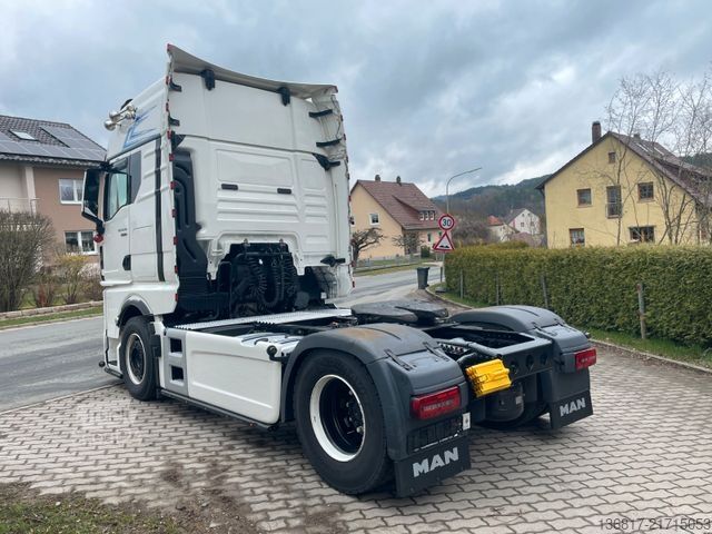 Standardni tegljač MAN TGX 18.510 4x2 LL Individual Tempomat vollverspo