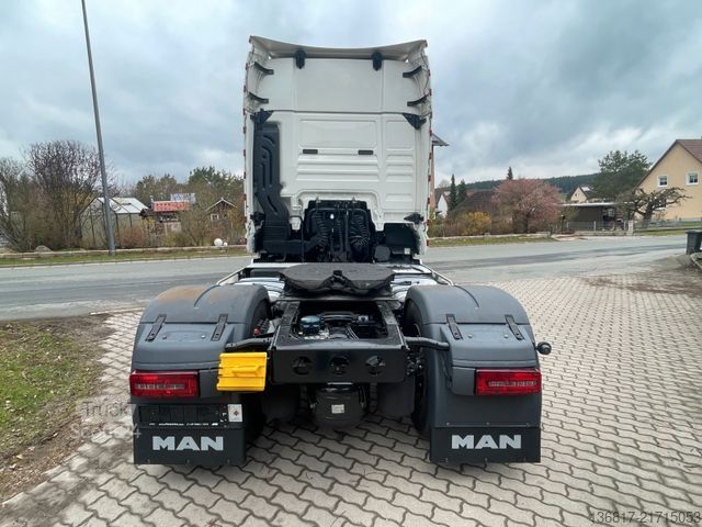 Standardni tegljač MAN TGX 18.510 4x2 LL Individual Tempomat vollverspo