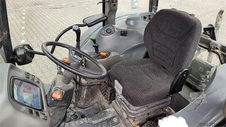 Traktor New Holland TN 75 D