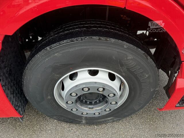 Tracteur routier standard MAN TGX 18.520