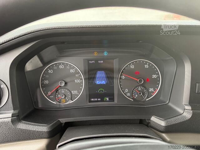 Tractora de carretera estándar MAN TGX 18.520