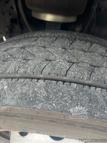 Standard SZM MAN TGX XXL 18.520 4x2 LL SA