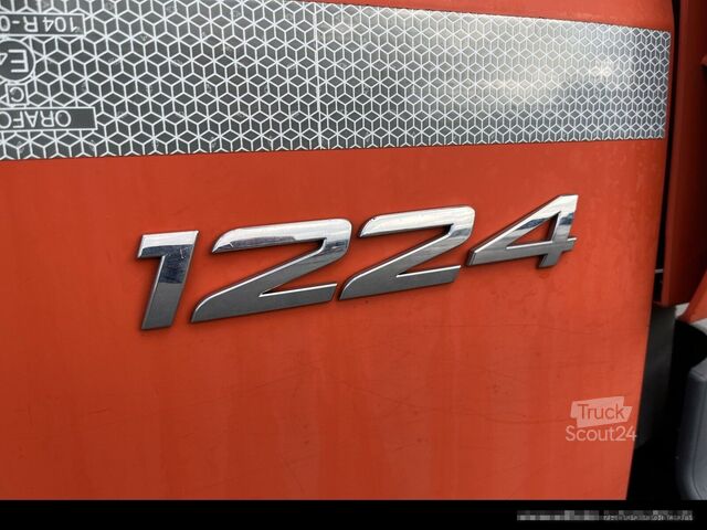 Autocarro con cassone MERCEDES-BENZ 1224 L Koffer 7,20m* LBW 1,5t*Klima*Automatik