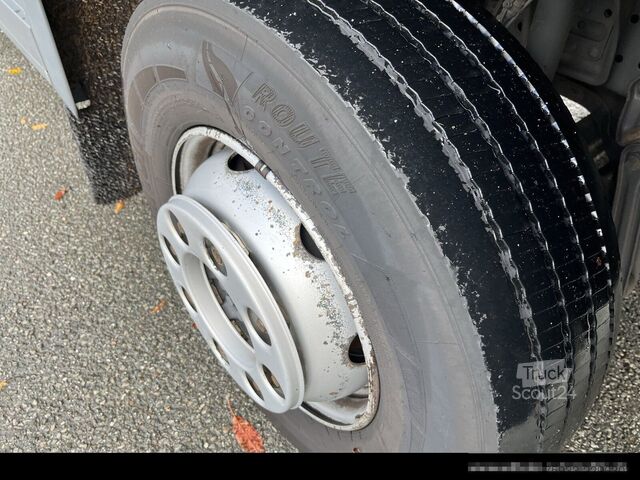 Autocarro con cassone MERCEDES-BENZ 1224 L Koffer 7,20m* LBW 1,5t*Klima*Automatik